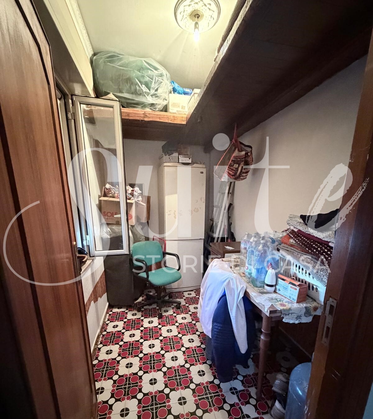f27f5005-09fa-481d-a947-ad9327c329a5