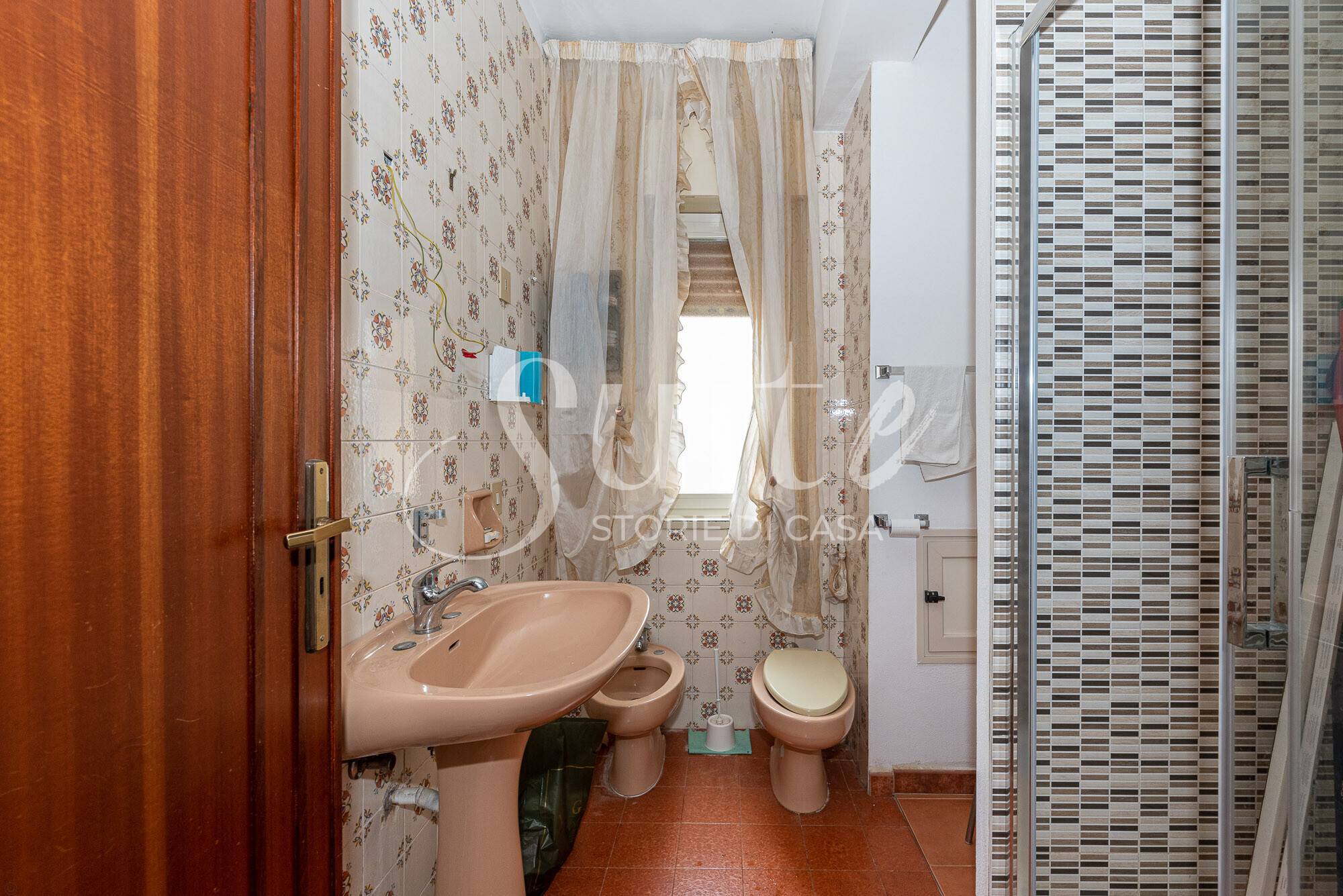 aa47eeb5-135a-484f-b021-45b128ac8823