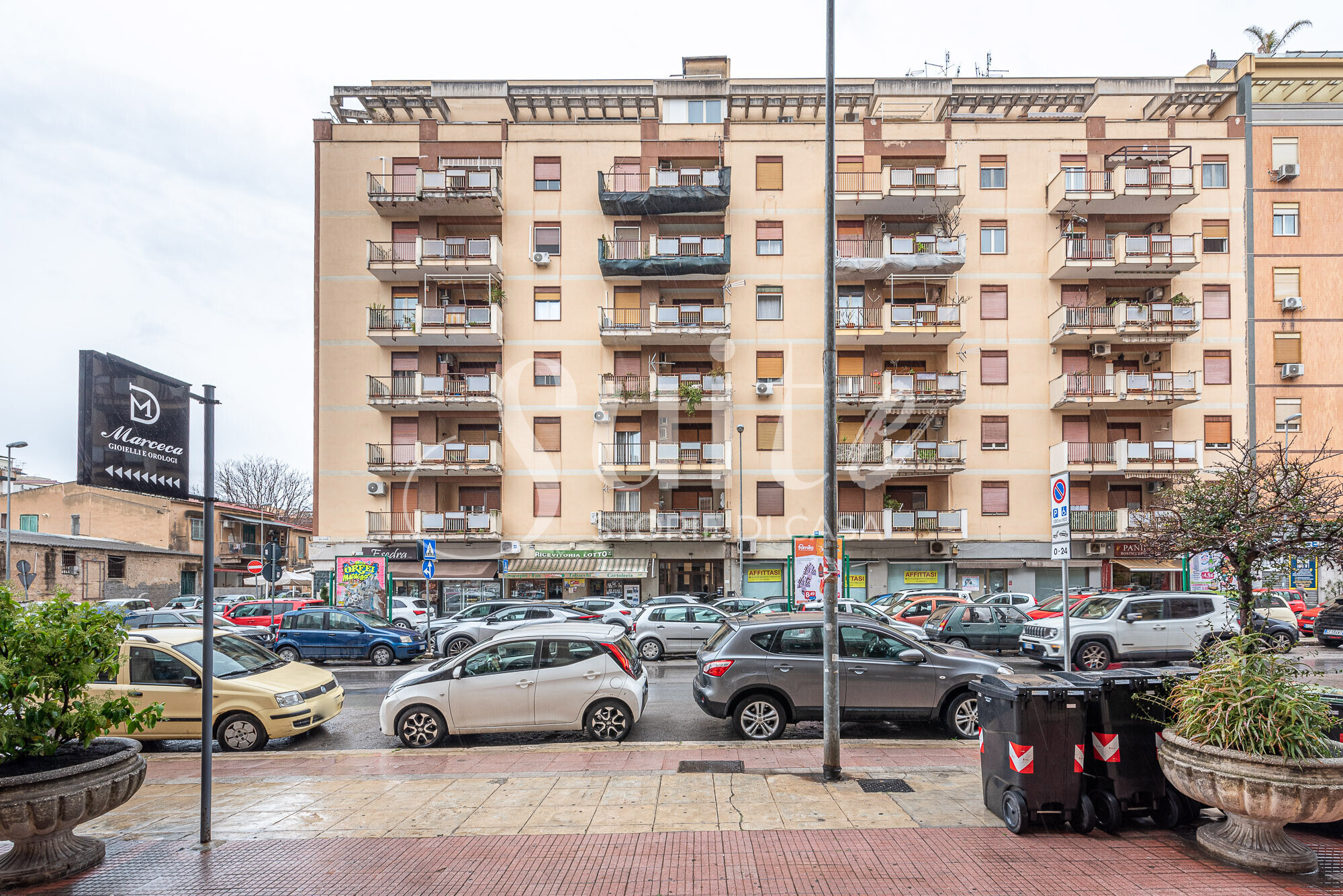 c1aa9d5b-2f42-43e9-9bbe-5a95c44692ef